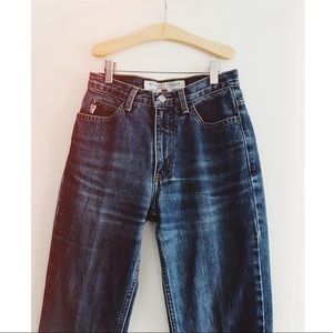 The Cutest Vintage Guess Jeans • High Waisted